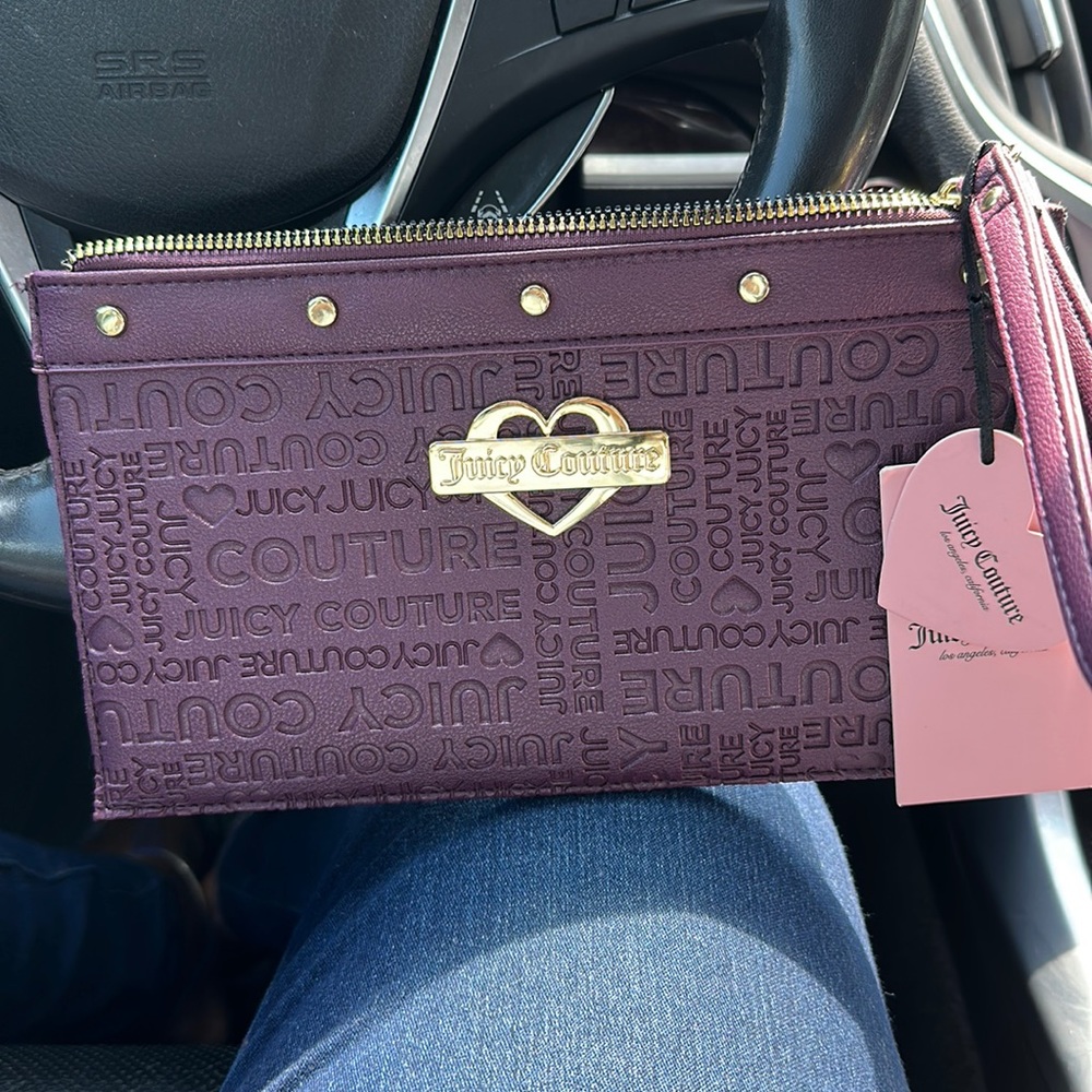 NWT Juicy Couture wristlet
